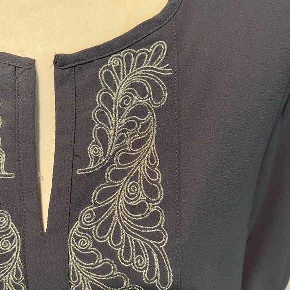 Brixon Ivy Gray Blouse with Silver Embroidery - Picture 2 of 5